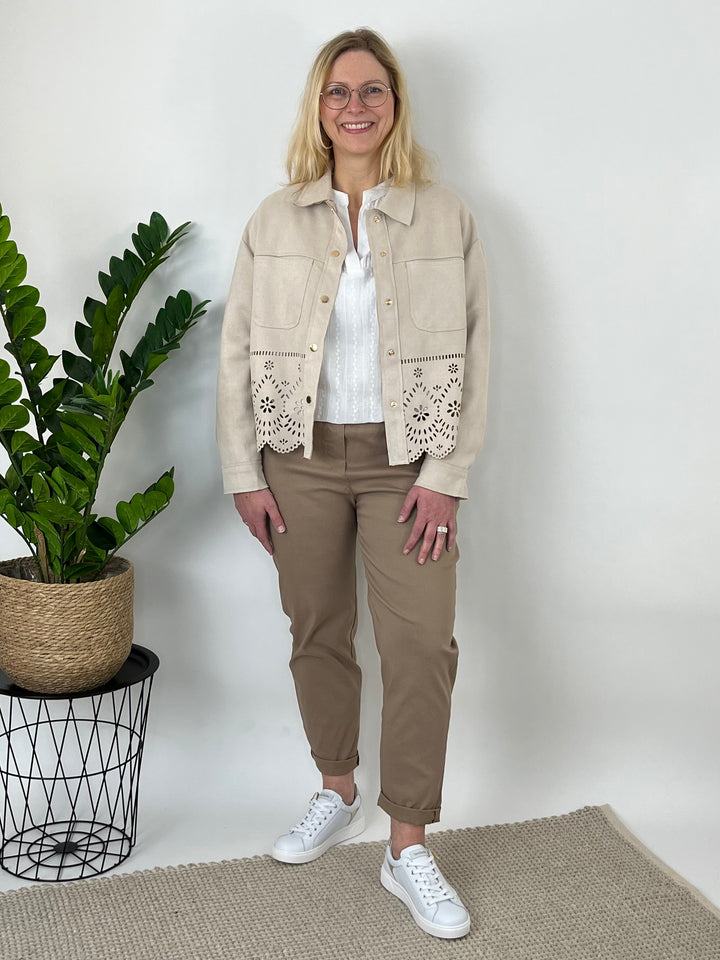 Hemdjacke mit Ornament-Lochsaum, beige von Bella Vita - Mode & Lifestyle