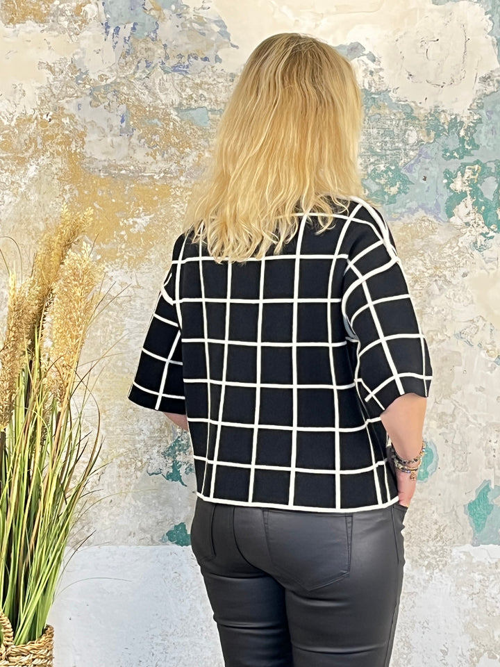 Pullover mit Karomuster, schwarz-ecru von Bella Vita - Mode & Lifestyle