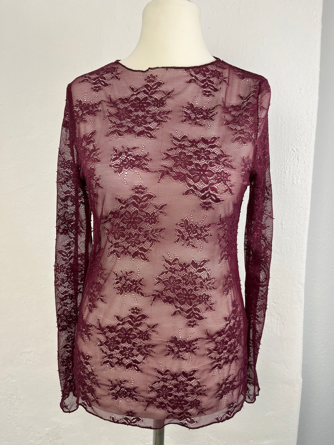 Spitzenshirt, bordeaux von Bella Vita - Mode & Lifestyle