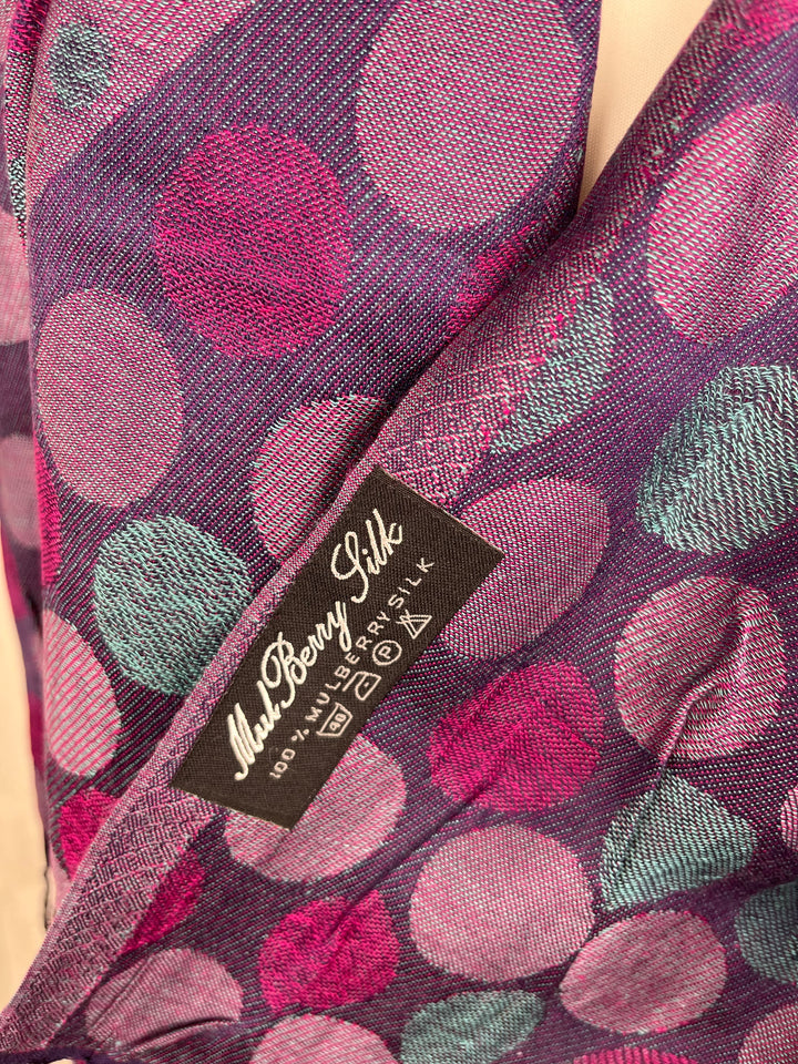 Jacquardschal aus Maulbeerseide, Tupfendessin von Bella Vita - Mode & Lifestyle