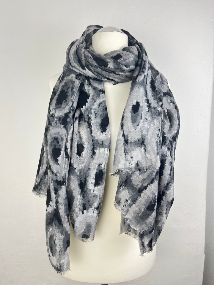 Leichter Schal grafisch, grau von Bella Vita - Mode & Lifestyle