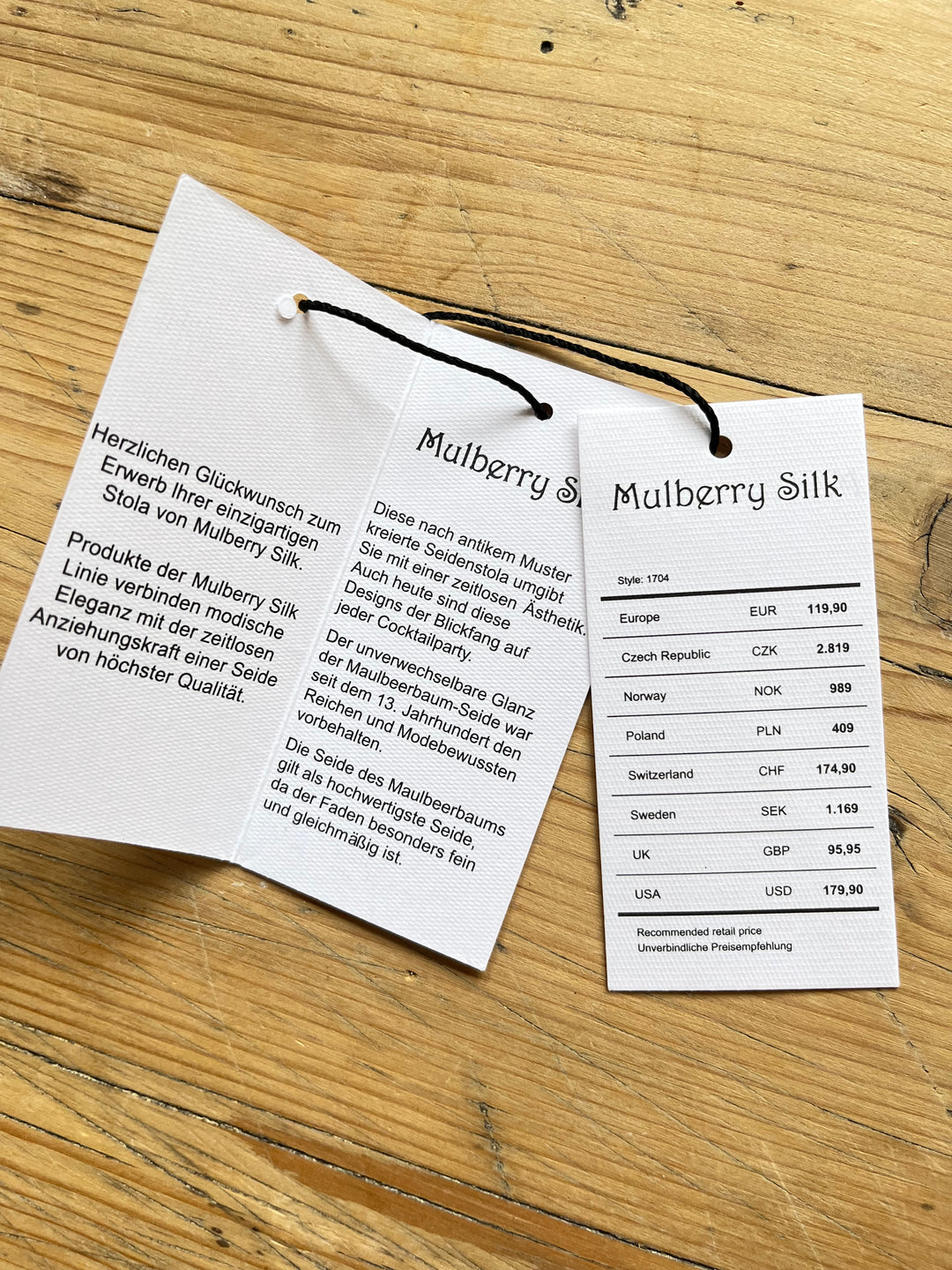 Jacquardschal aus Maulbeerseide, Tupfendessin von Bella Vita - Mode & Lifestyle