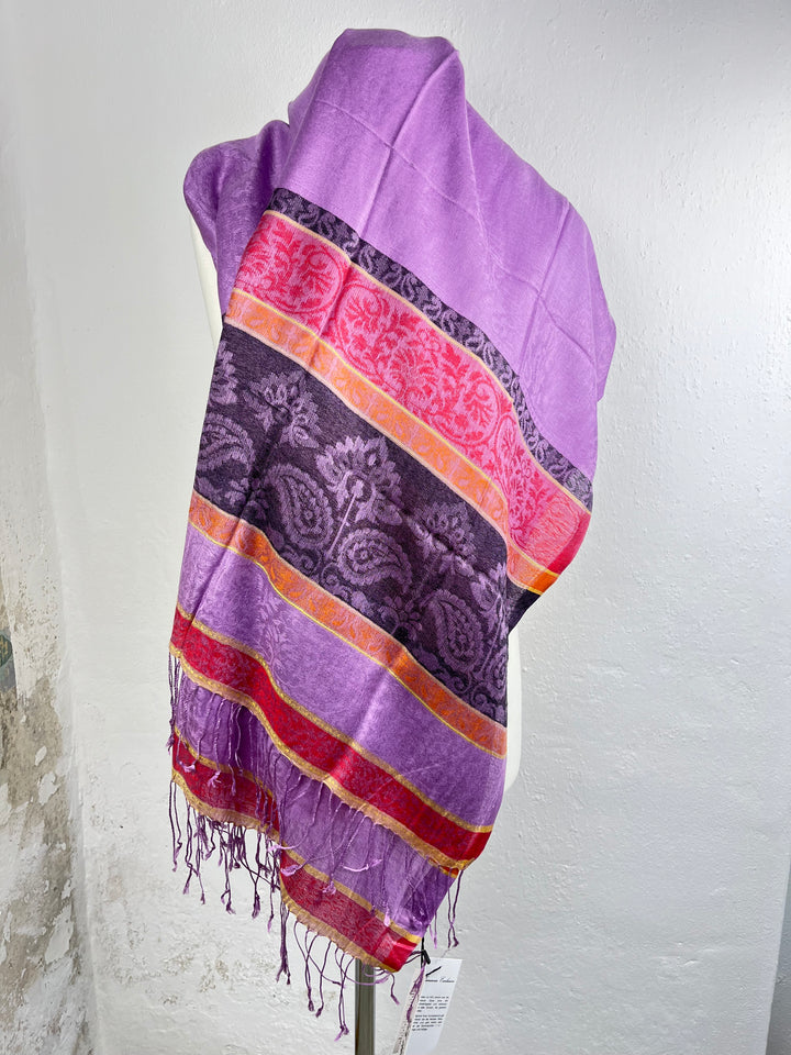 Viskoseschal Jamavar Exclusive, flieder von Bella Vita - Mode & Lifestyle