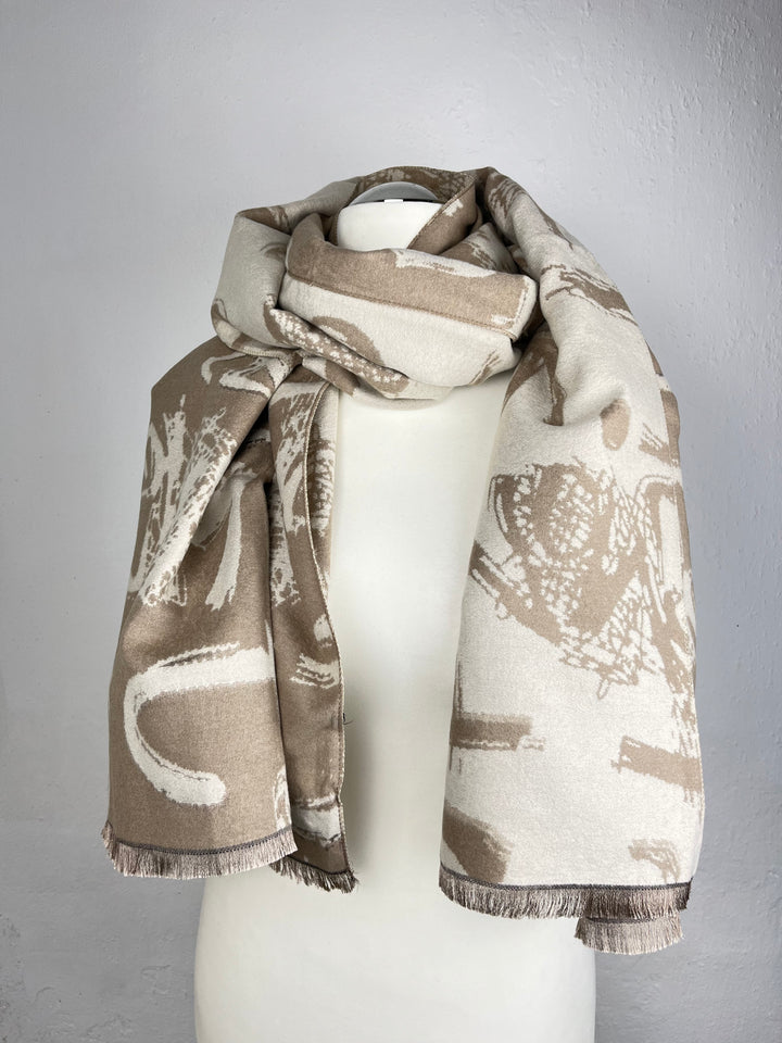 Schal mit Schriftmuster, beige von Bella Vita - Mode & Lifestyle