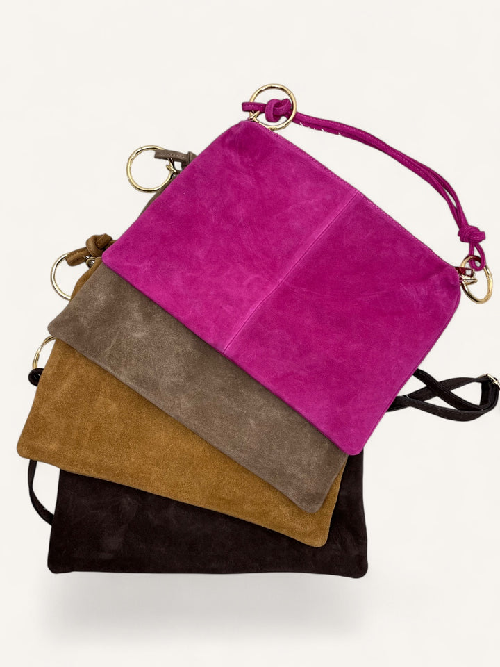 Wildleder-Tasche mit Goldringen, pink von Bella Vita - Mode & Lifestyle