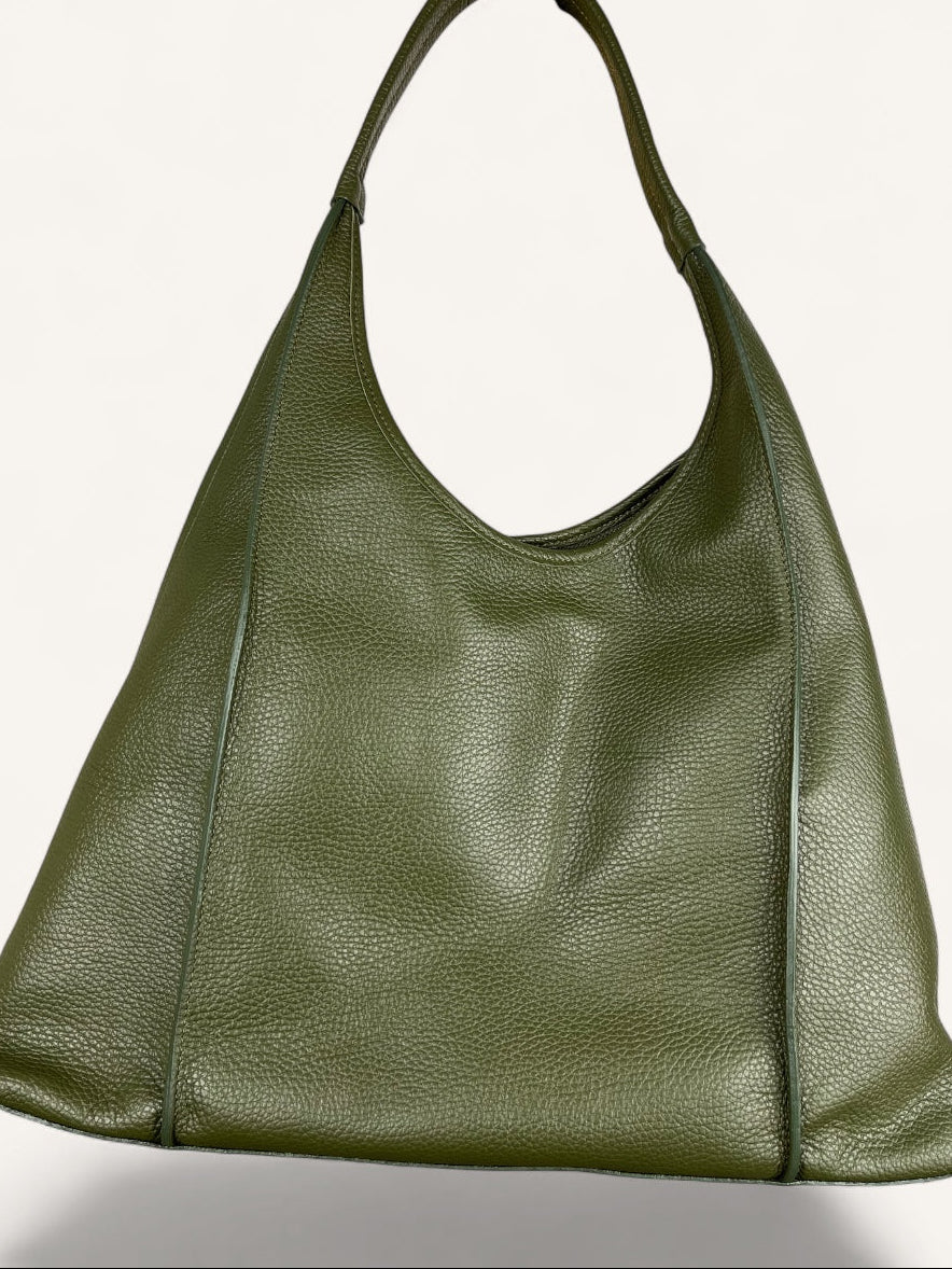 Schultertasche mit Ziernähten, khaki von Bella Vita - Mode & Lifestyle