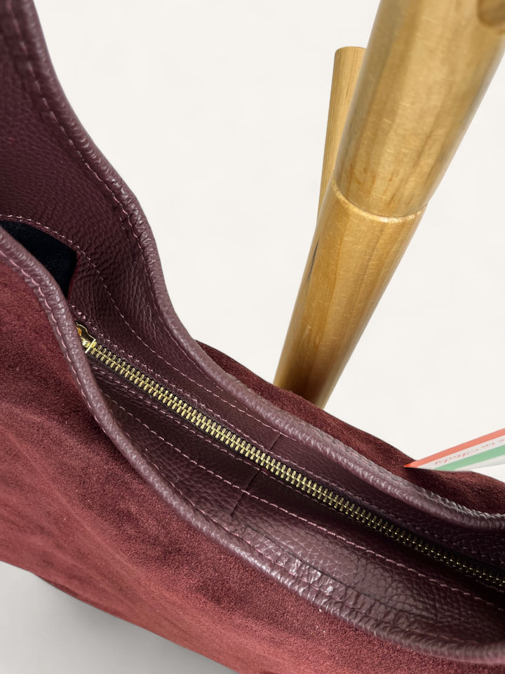 Hobo Bag aus Wildleder, bordeaux von Bella Vita - Mode & Lifestyle