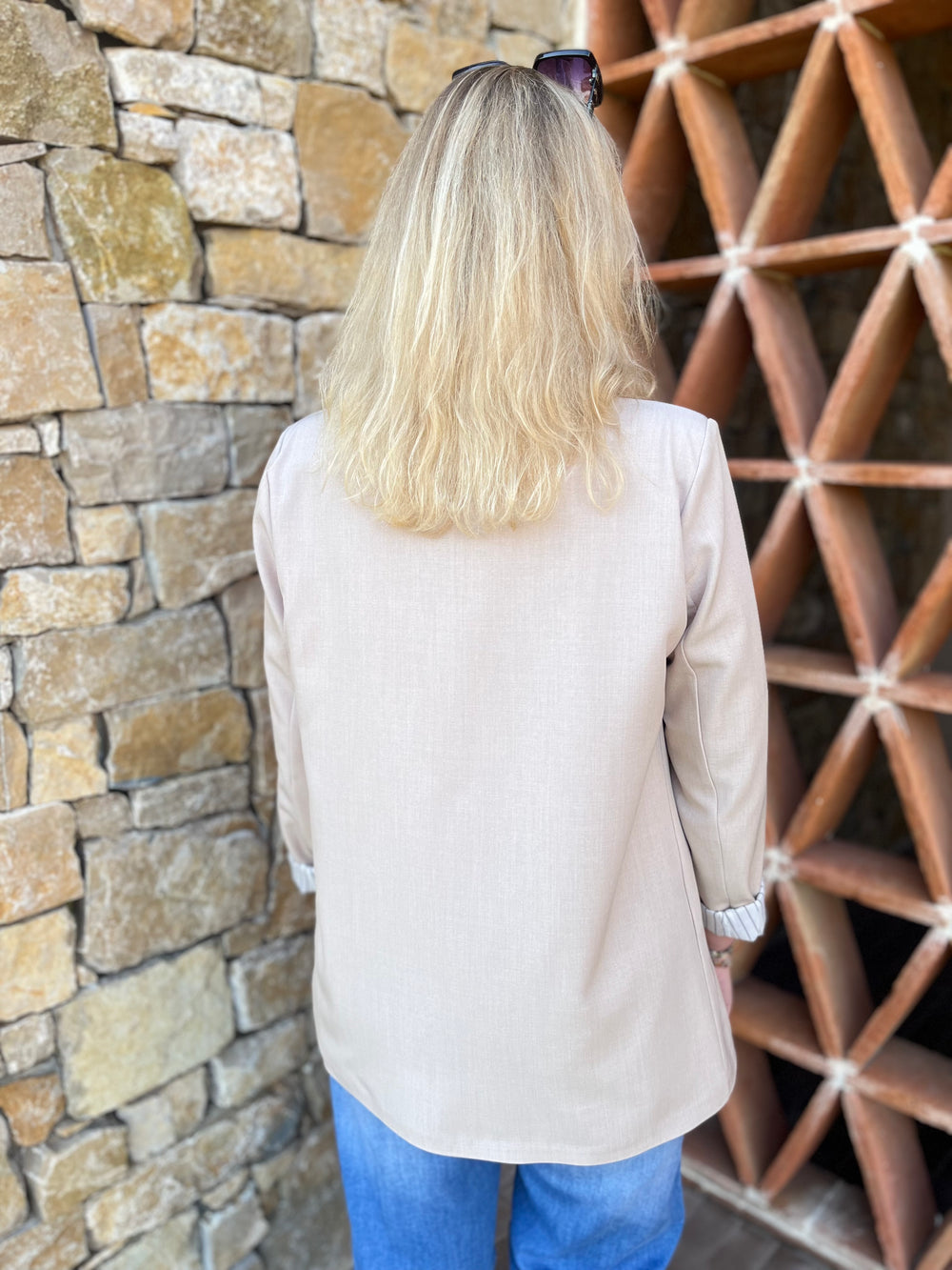 Blazer mit Streifenfutter, beige von Bella Vita - Mode & Lifestyle