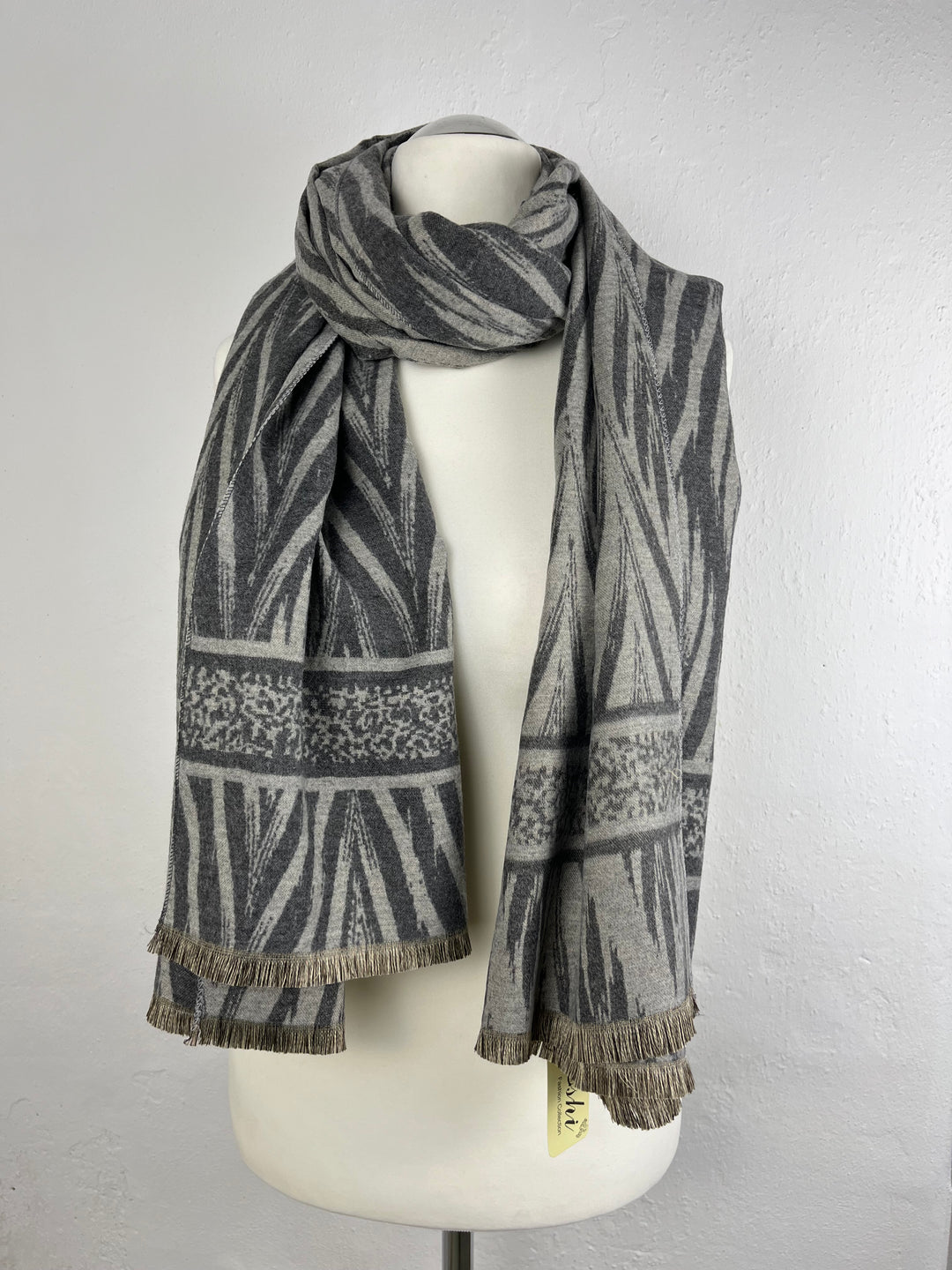Schal grafisch-gemustert, grau von Bella Vita - Mode & Lifestyle