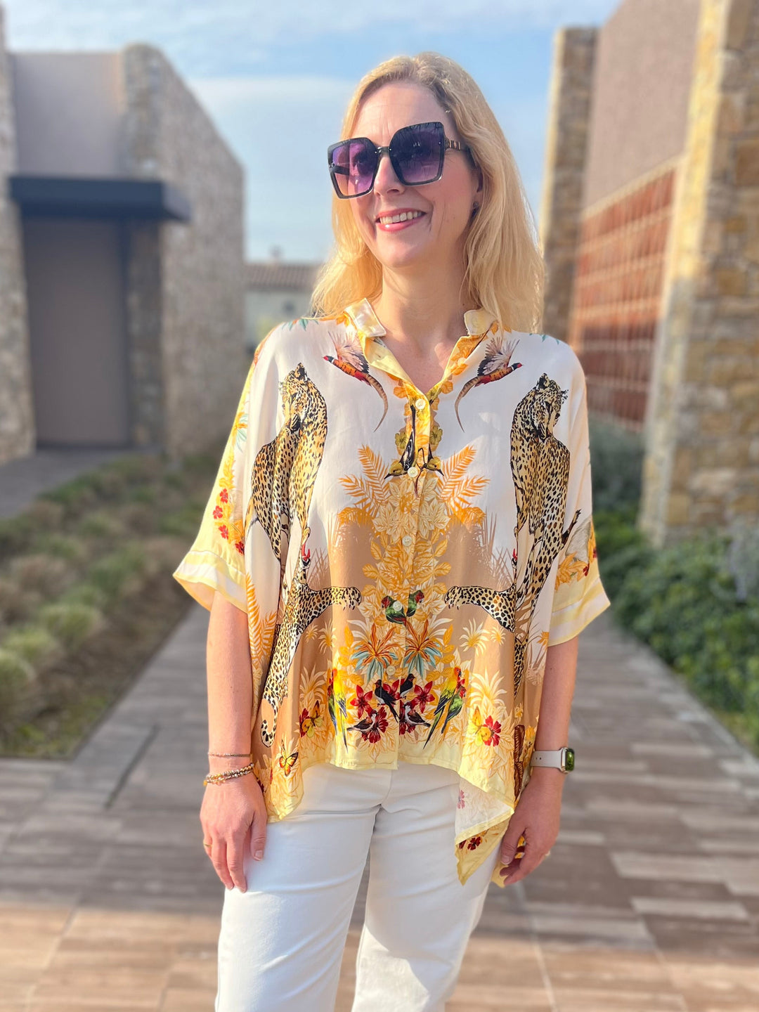 Tunikabluse mit Seide "Leo Jungle", vanillegelb von Bella Vita - Mode & Lifestyle