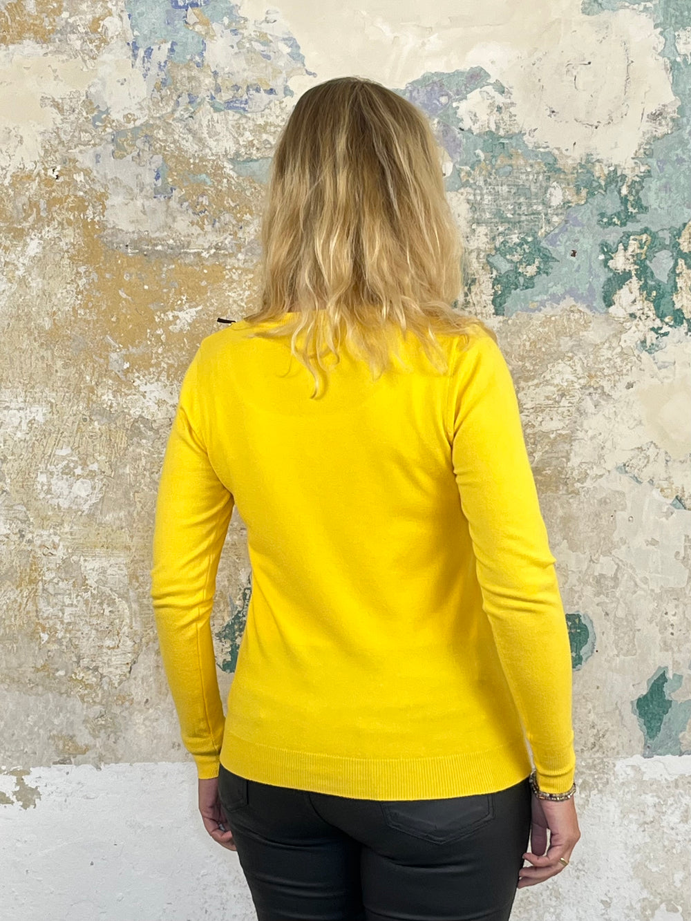 Cardigan mit Rundhals, gelb von Bella Vita - Mode & Lifestyle