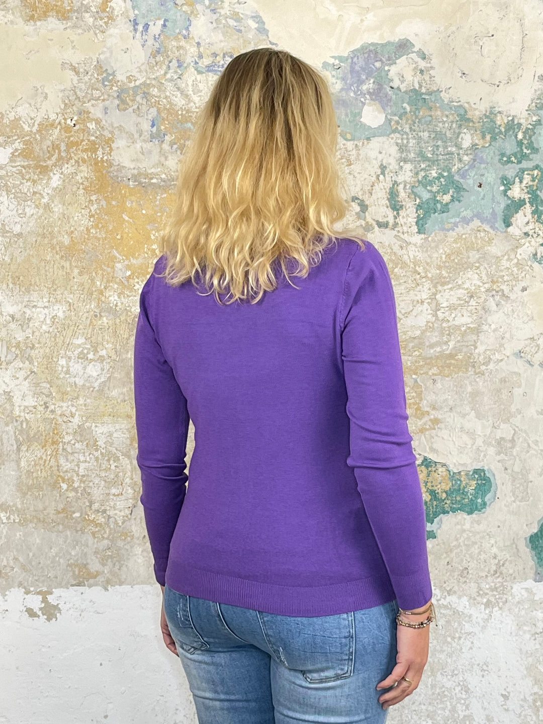 Cardigan V-Ausschnitt, lila von Bella Vita - Mode & Lifestyle