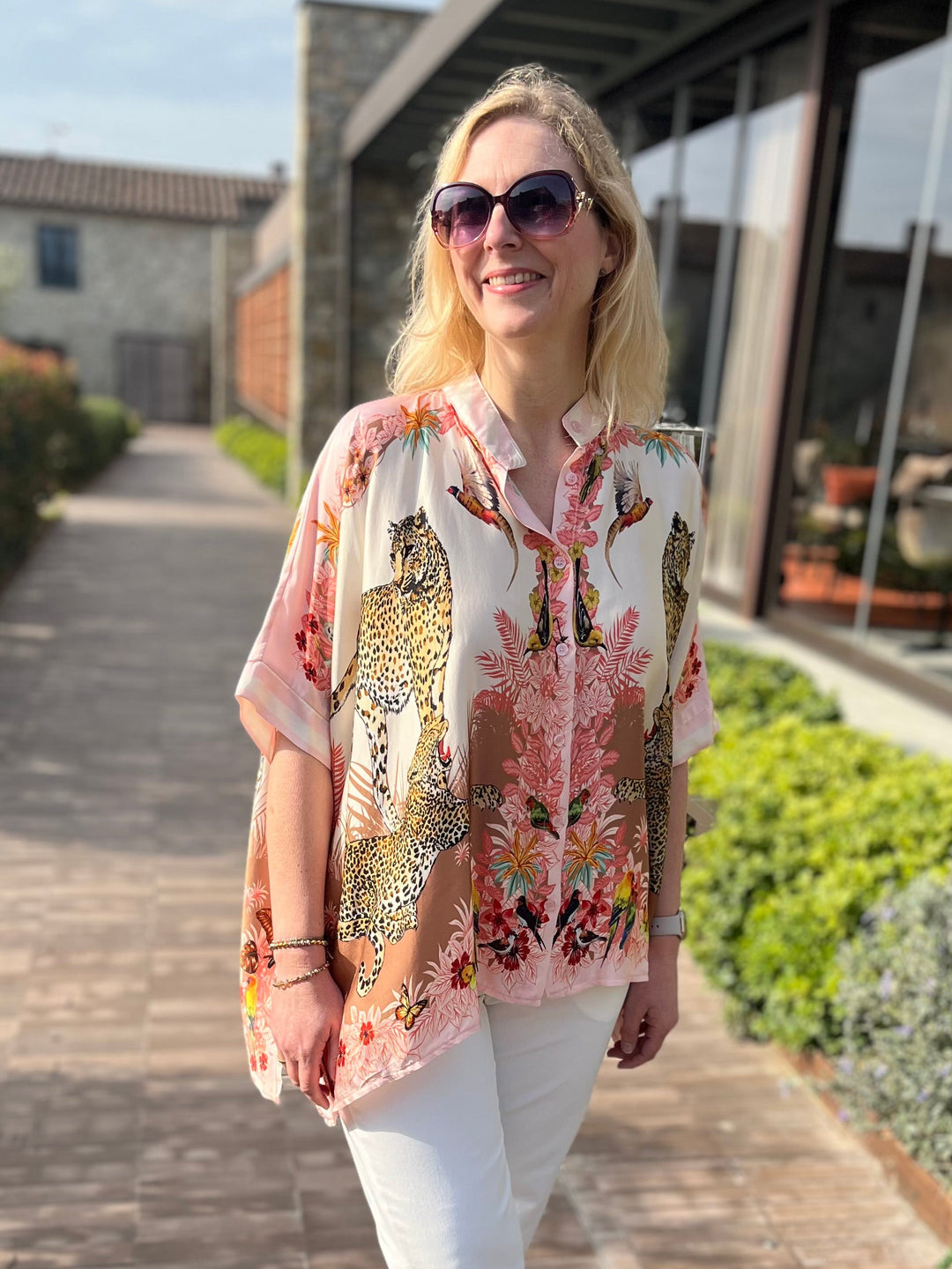 Tunikabluse mit Seide "Leo Jungle", rosa von Bella Vita - Mode & Lifestyle