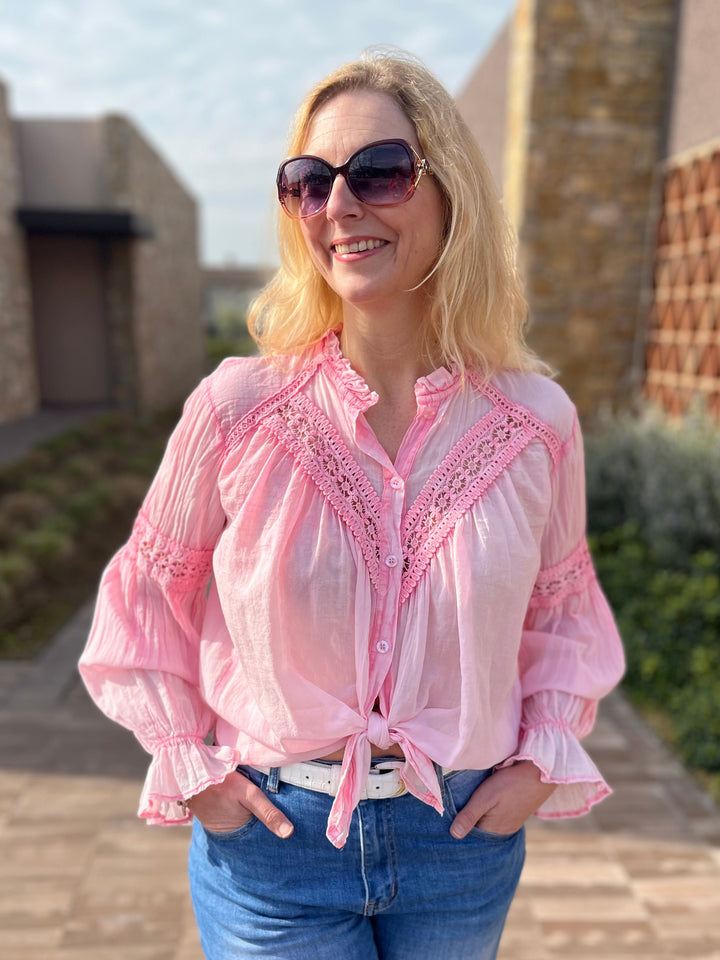 Bluse mit Spitzendetails, rosa von Bella Vita - Mode &amp; Lifestyle