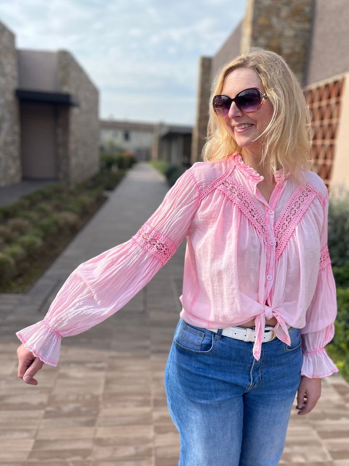 Bluse mit Spitzendetails, rosa von Bella Vita - Mode &amp; Lifestyle