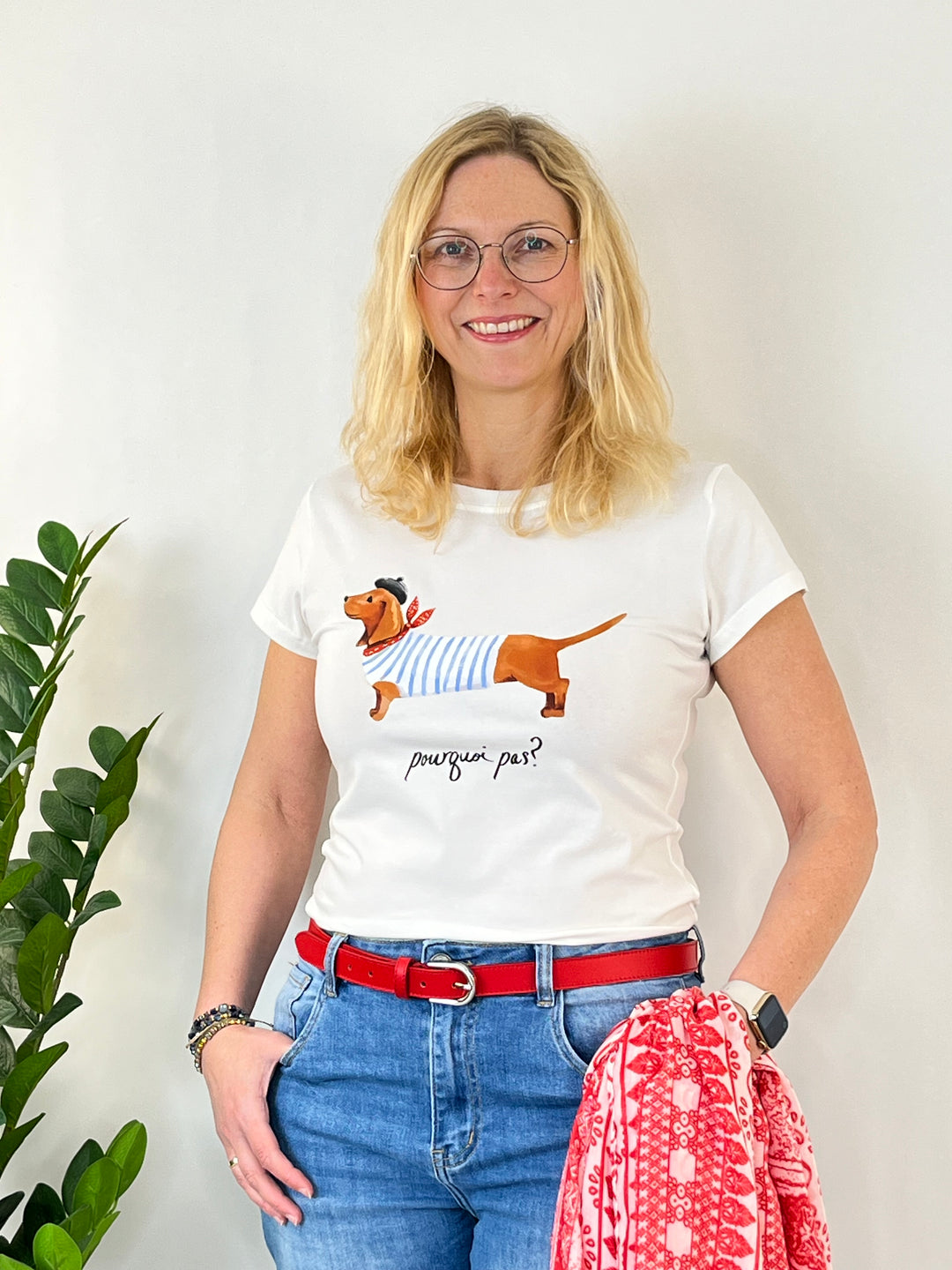 T-Shirt "Dackel", weiß-hellblau von Bella Vita - Mode & Lifestyle