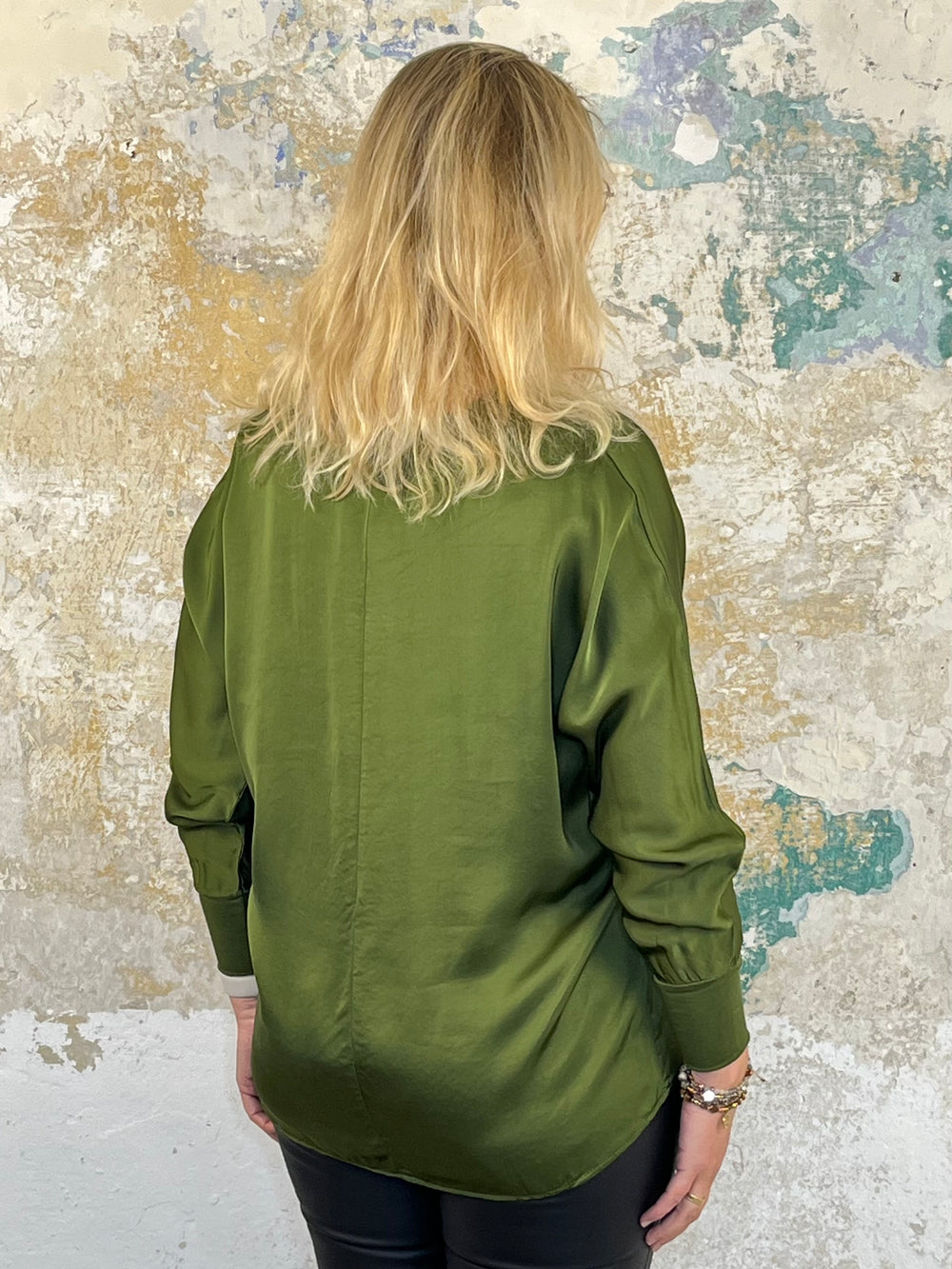 Langarm-Shirt mit Seide, grün von Bella Vita - Mode & Lifestyle