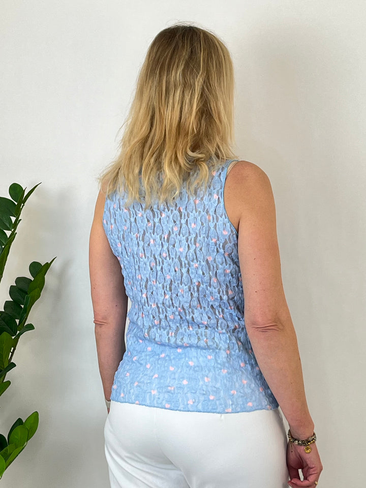 Spitzentop mit Alloverdruck "Herzen", hellblau von Bella Vita - Mode &amp; Lifestyle