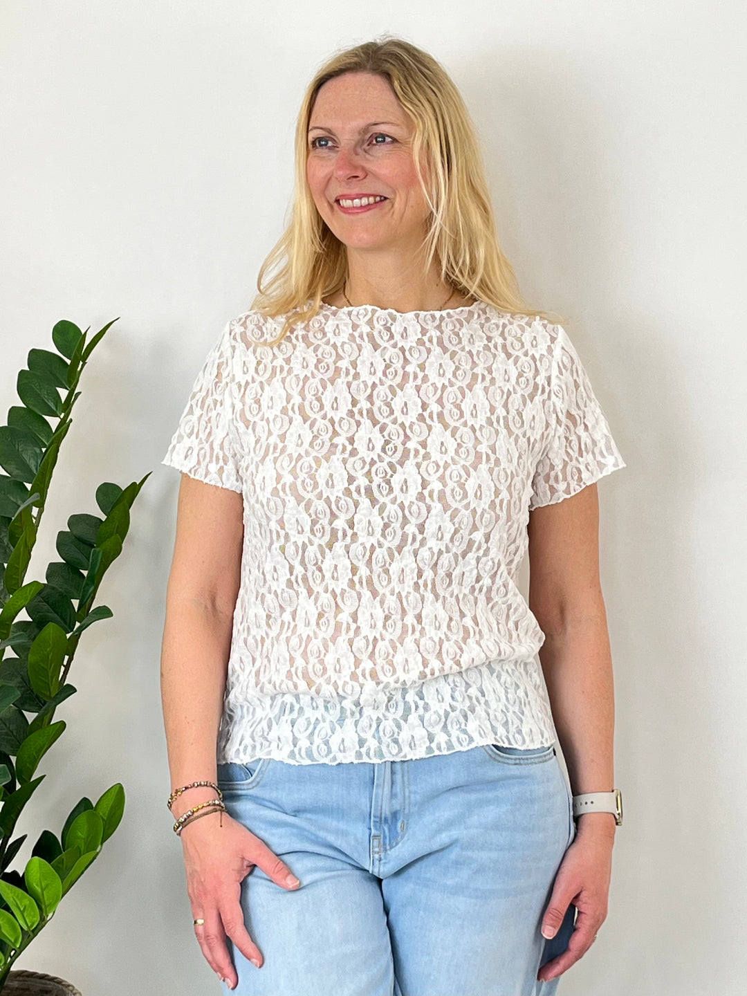 Spitzenshirt Kurzarm, ecru von Bella Vita - Mode & Lifestyle