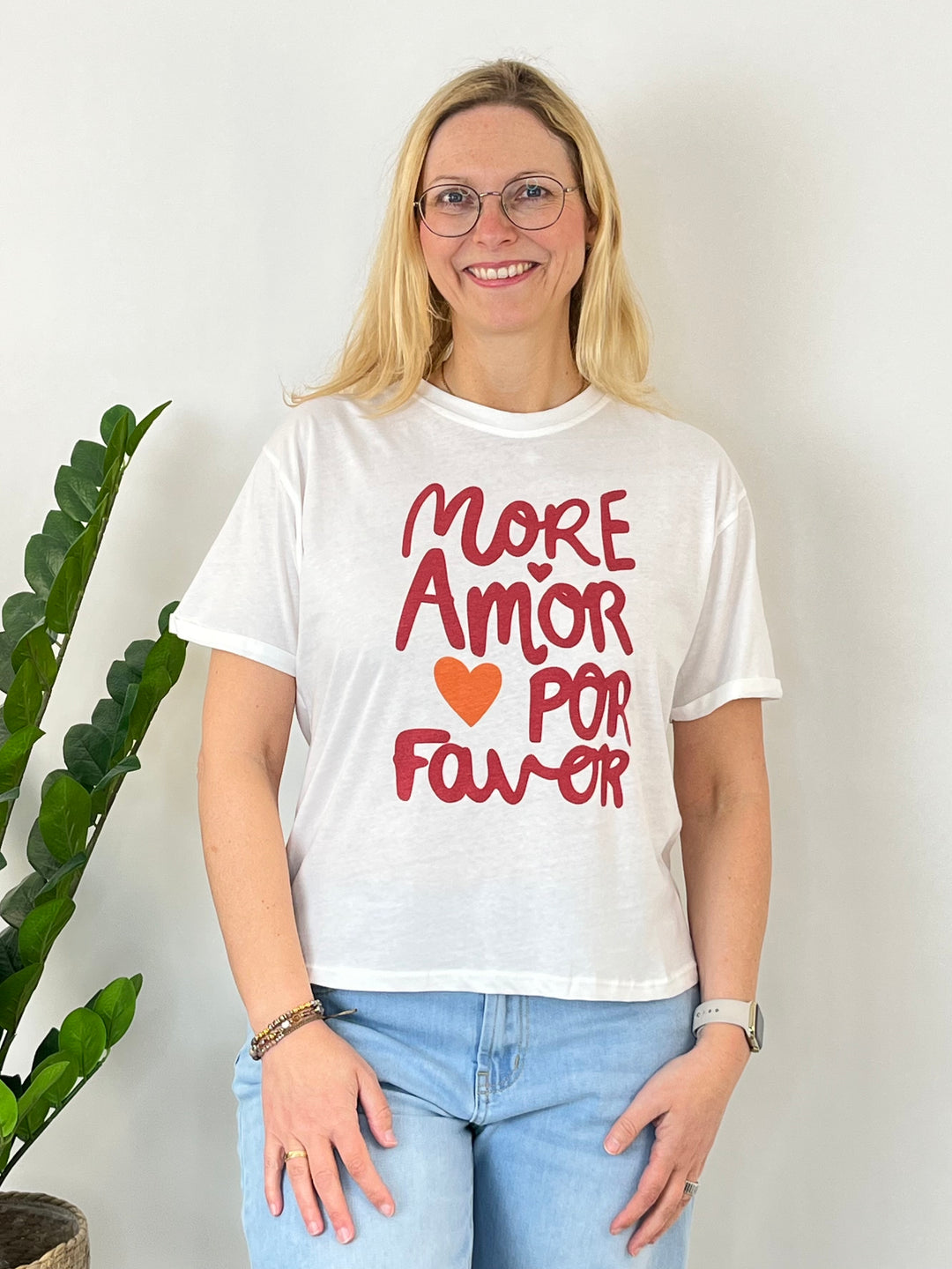 T-Shirt "More Amor", weiß-rot von Bella Vita - Mode & Lifestyle