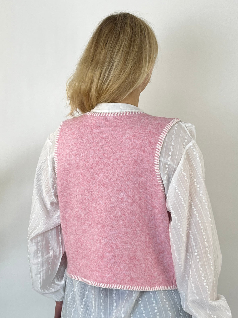 Strickweste mit Pailletten, rosa von Bella Vita - Mode & Lifestyle