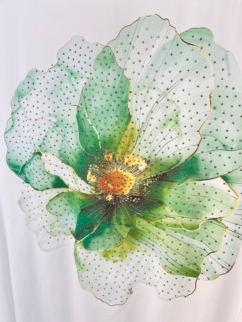Shirt „Flower“ mit Glitzersteinchen, grün von Bella Vita - Mode & Lifestyle