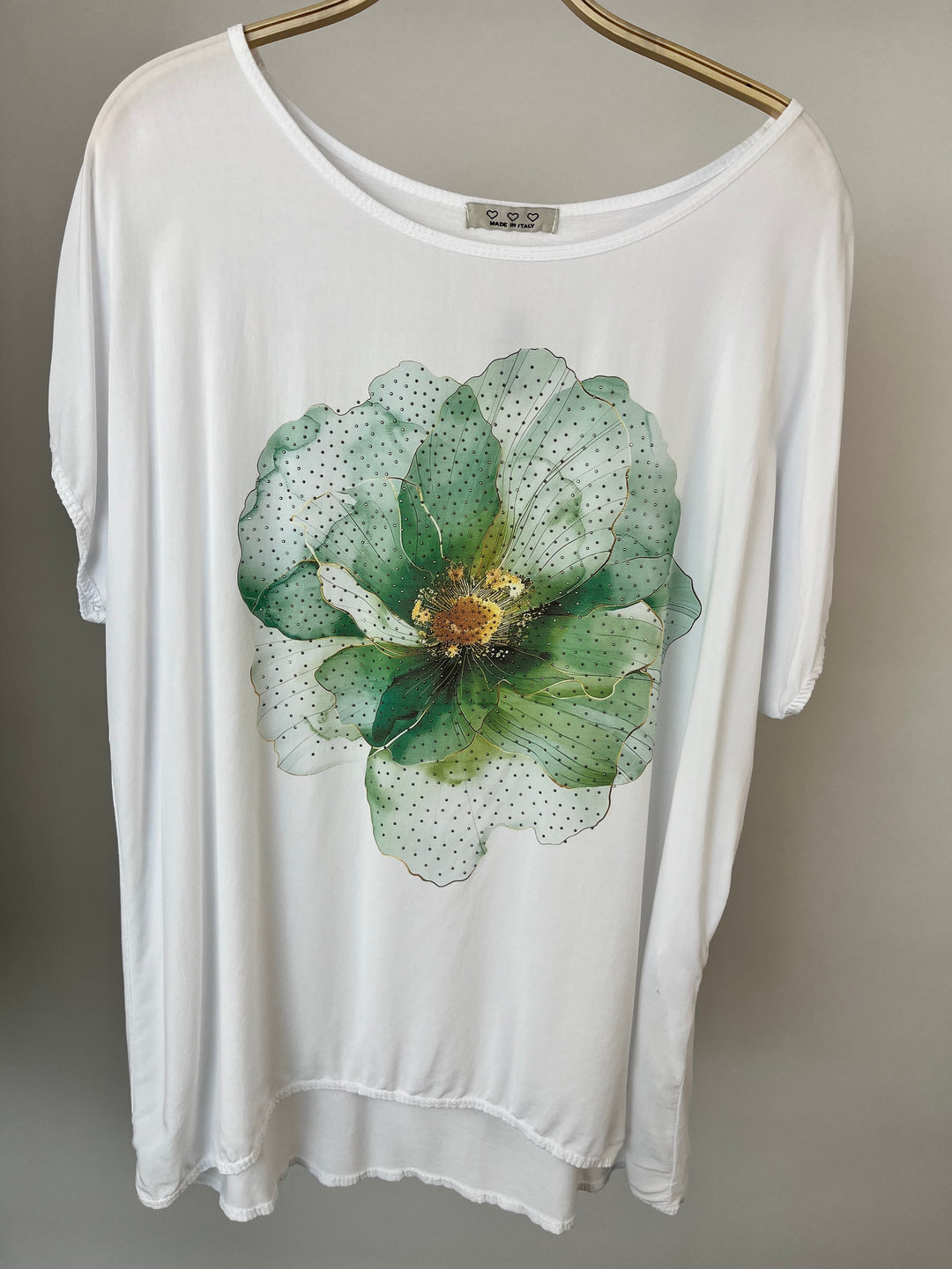 Shirt „Flower“ mit Glitzersteinchen, grün von Bella Vita - Mode &amp; Lifestyle