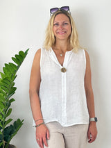 Leinentop mit Zierknopf, weiß von Bella Vita - Mode & Lifestyle