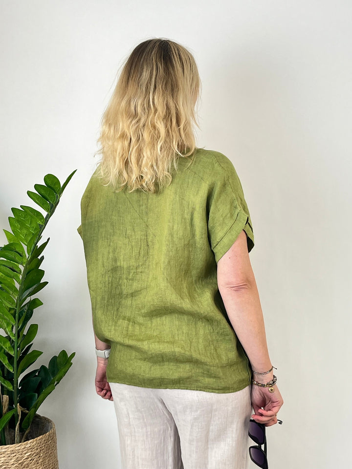 Leinenbluse mit Zierknöpfen, grün von Bella Vita - Mode &amp; Lifestyle