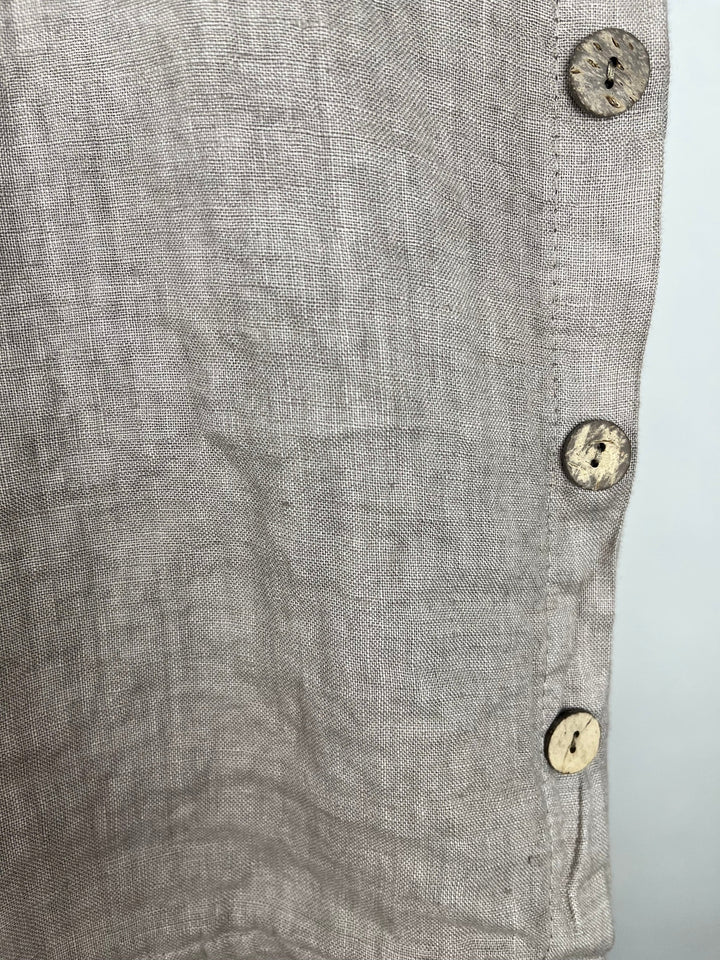 Leinenbluse mit Zierknöpfen, taupe von Bella Vita - Mode &amp; Lifestyle