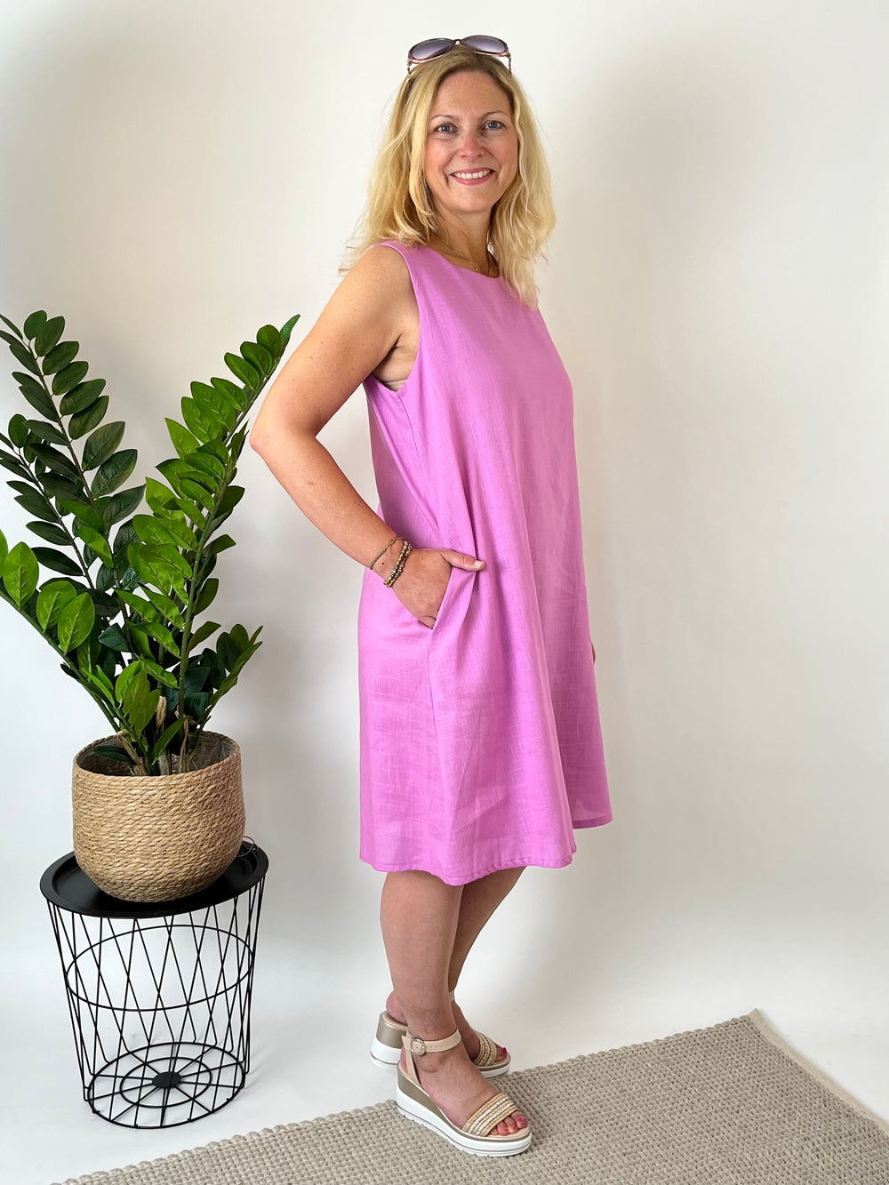 Sommerkleid A-Linie mit Leinen, beere von Bella Vita - Mode & Lifestyle