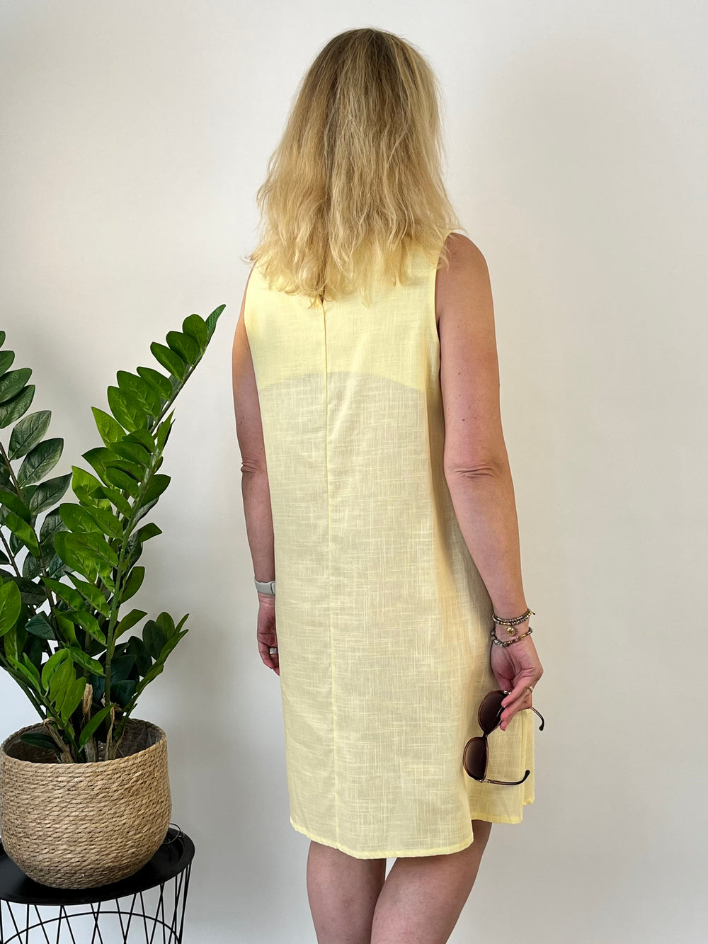 Sommerkleid A-Linie mit Leinen, vanillegelb von Bella Vita - Mode & Lifestyle