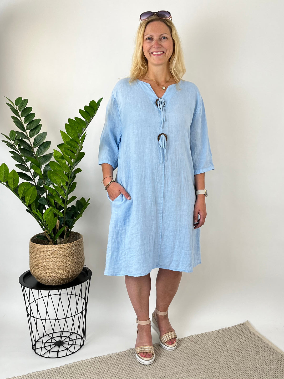 Leinenkleid "Natural Chic", hellblau von Bella Vita - Mode &amp; Lifestyle