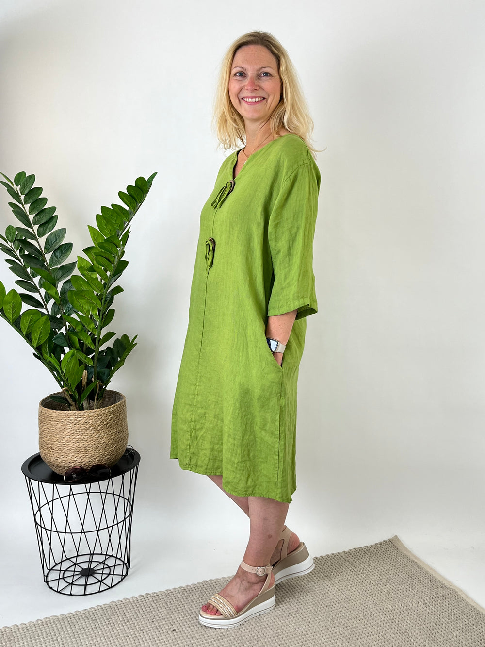 Leinenkleid "Natural Chic", grün von Bella Vita - Mode & Lifestyle