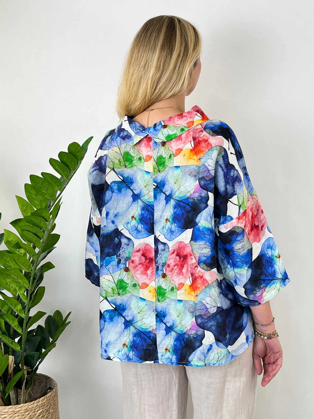 Leinenbluse mit Blätterdruck, marine von Bella Vita - Mode &amp; Lifestyle