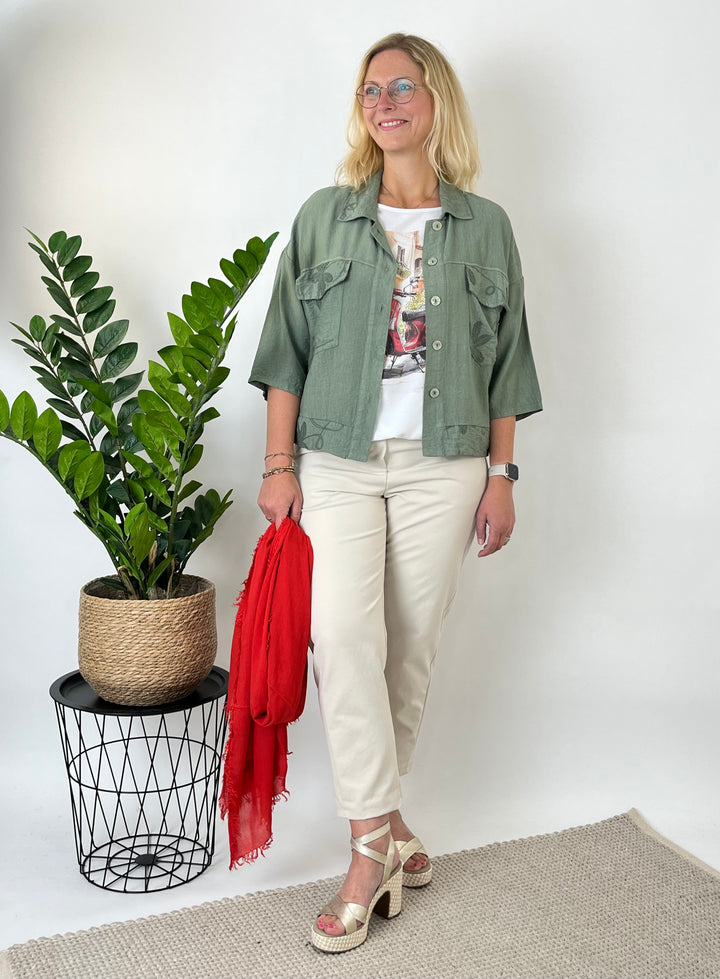 Blusenjacke mit floraler Stickerei, khaki von Bella Vita - Mode &amp; Lifestyle