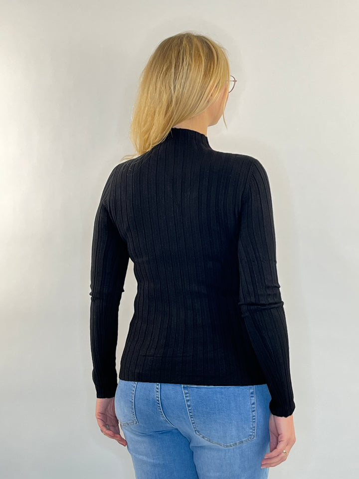 Rippenpullover mit Stehkragen, schwarz von Bella Vita - Mode & Lifestyle