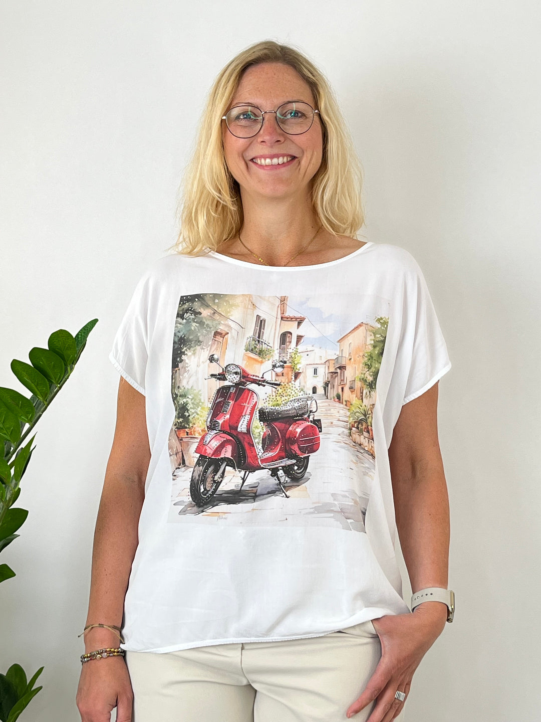 Shirt „Vespa“ mit Glitzersteinchen, rot von Bella Vita - Mode & Lifestyle