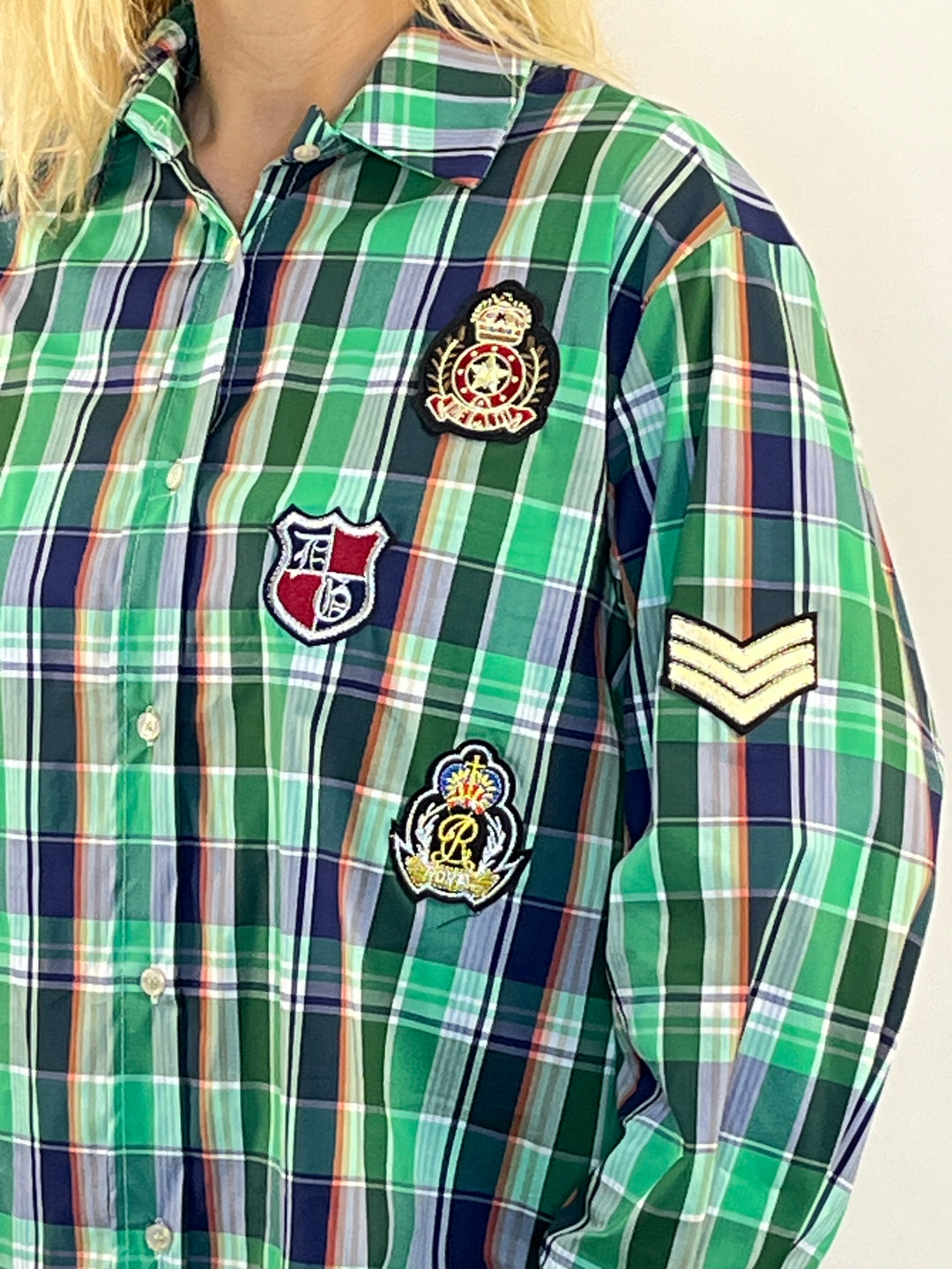 Hemdbluse mit Krawatte, grün-kariert von Bella Vita - Mode & Lifestyle