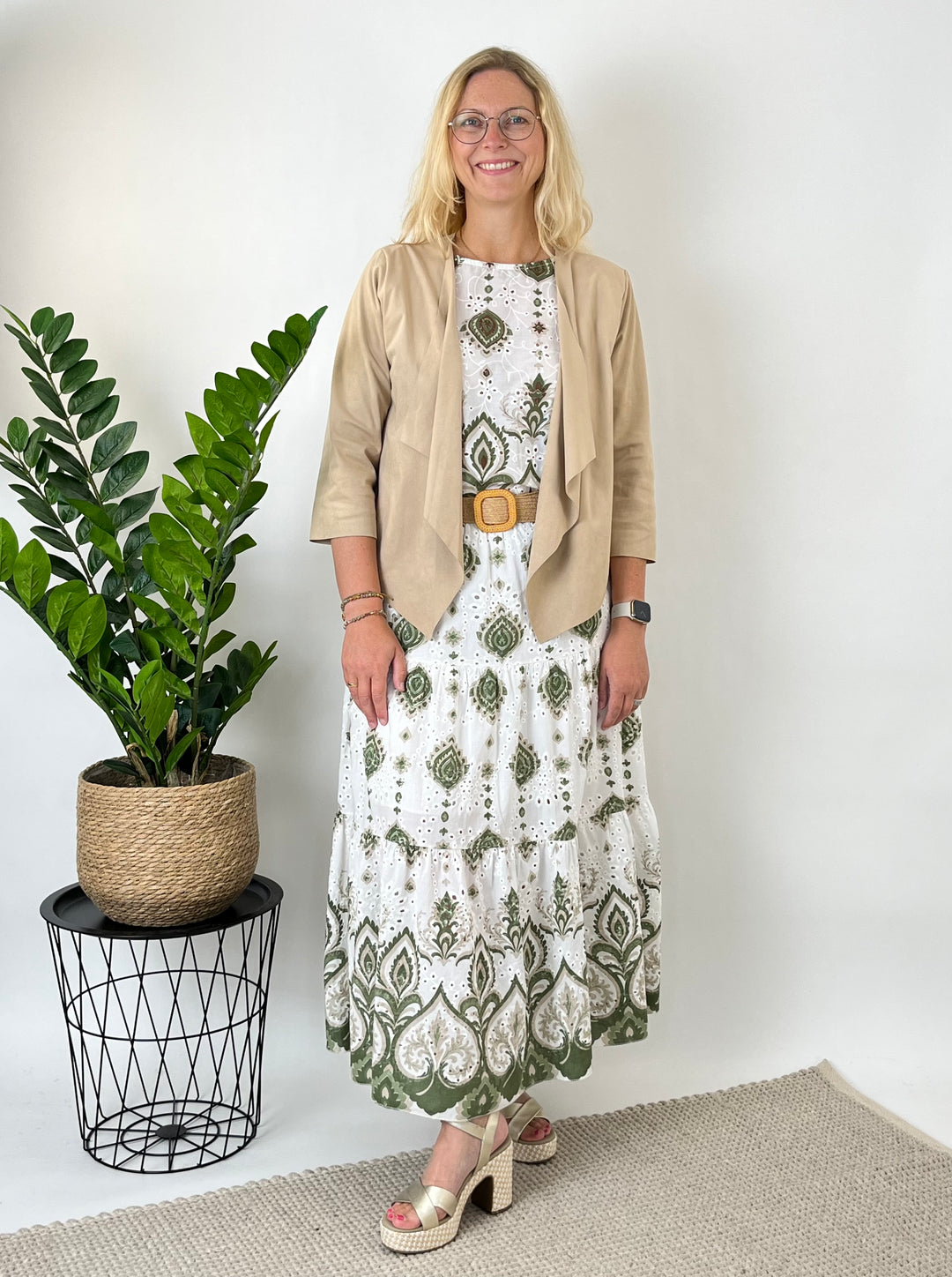Veloursjacke in offener Form, beige von Bella Vita - Mode &amp; Lifestyle