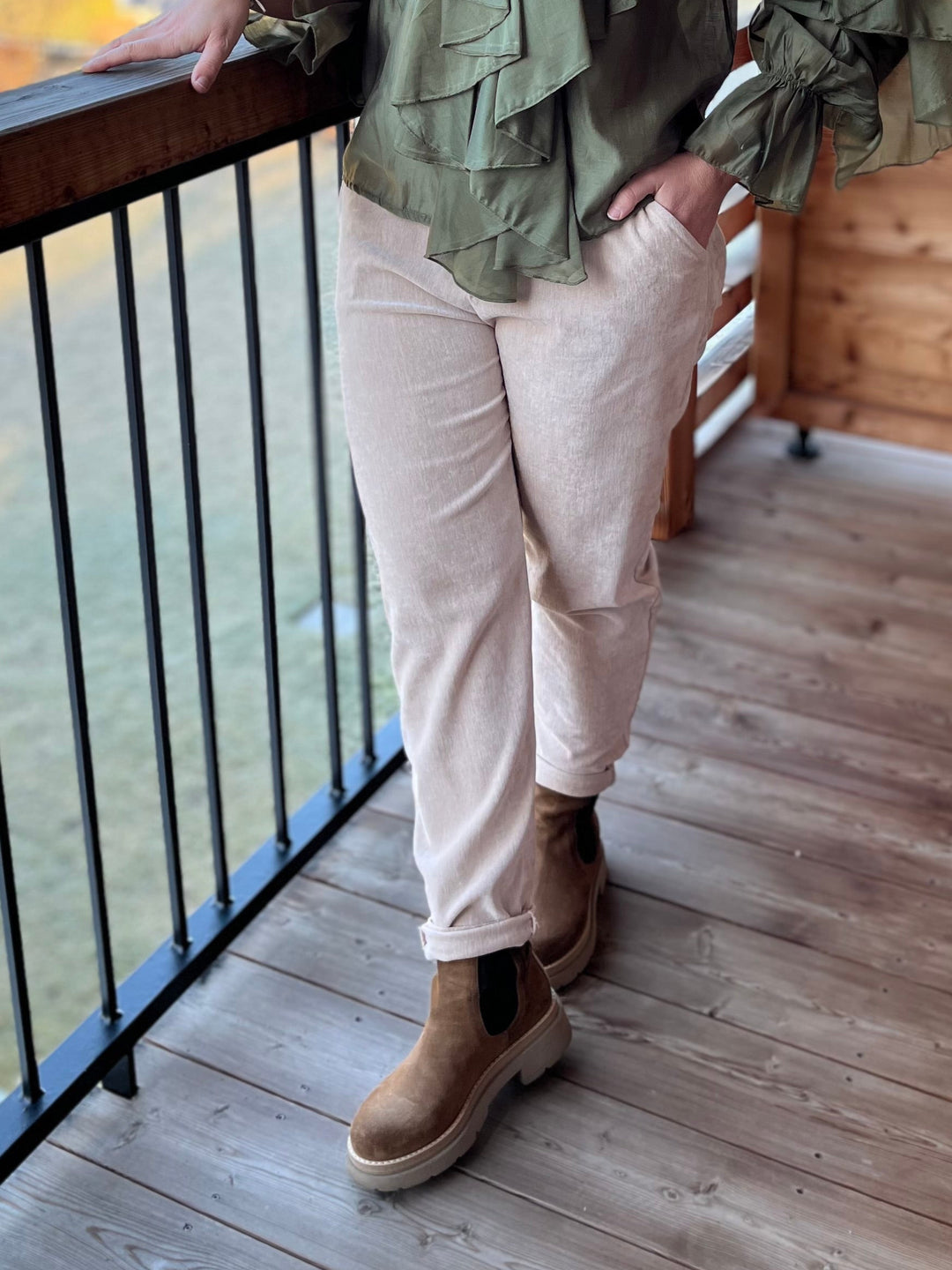 Jogpant Soft Touch, beige von Bella Vita - Mode & Lifestyle