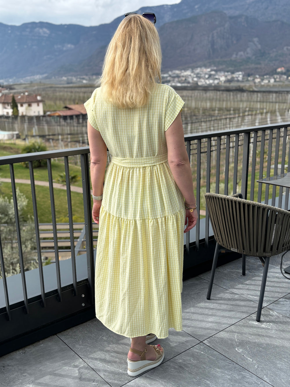 Sommerkleid mit Karomuster, vanillegelb von Bella Vita - Mode & Lifestyle
