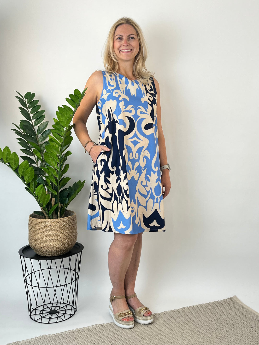 Sommerkleid A-Linie Ornamentprint, blau von Bella Vita - Mode & Lifestyle