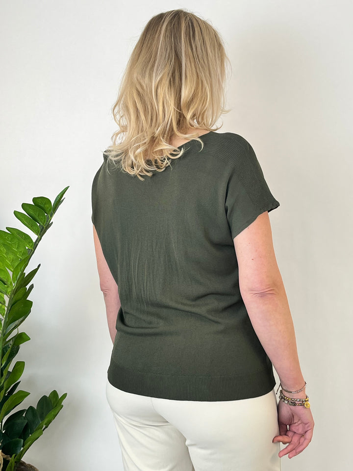 Kurzarm-Pullover mit U-Boot-Ausschnitt, khaki von Bella Vita - Mode &amp; Lifestyle