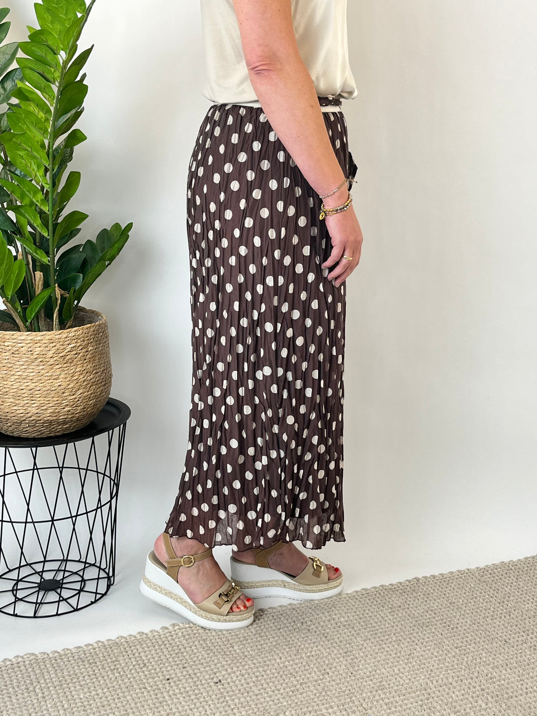 Tupfenrock im Knitterlook, braun von Bella Vita - Mode &amp; Lifestyle