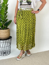 Tupfenrock im Knitterlook, grün von Bella Vita - Mode & Lifestyle