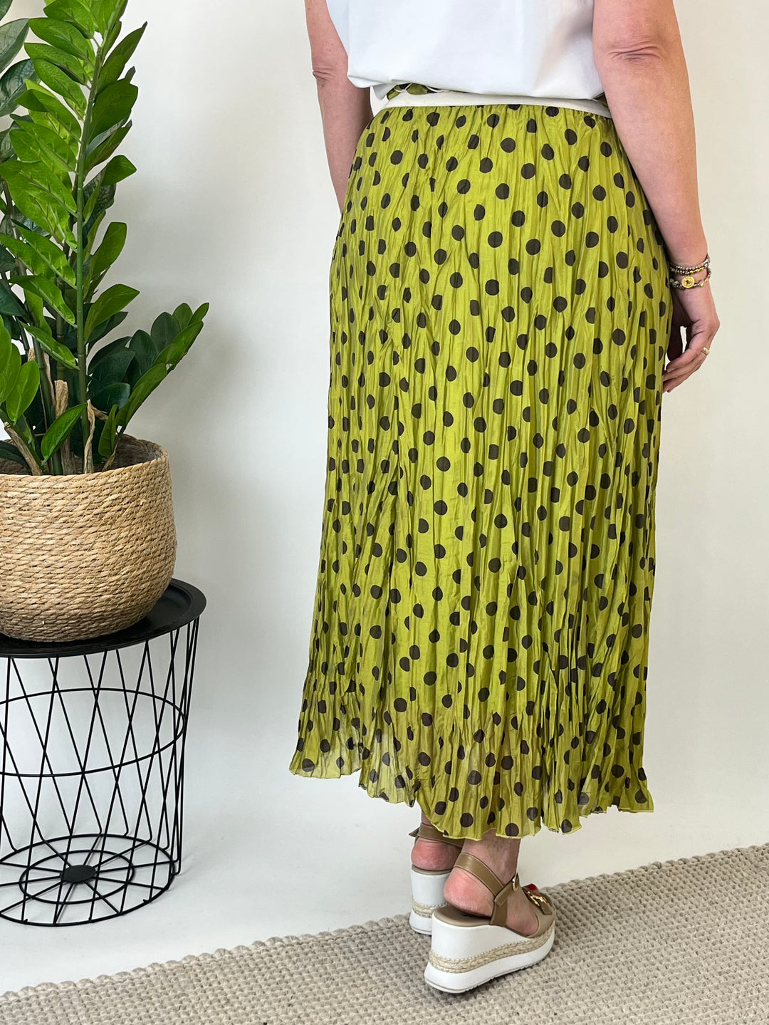 Tupfenrock im Knitterlook, grün von Bella Vita - Mode &amp; Lifestyle