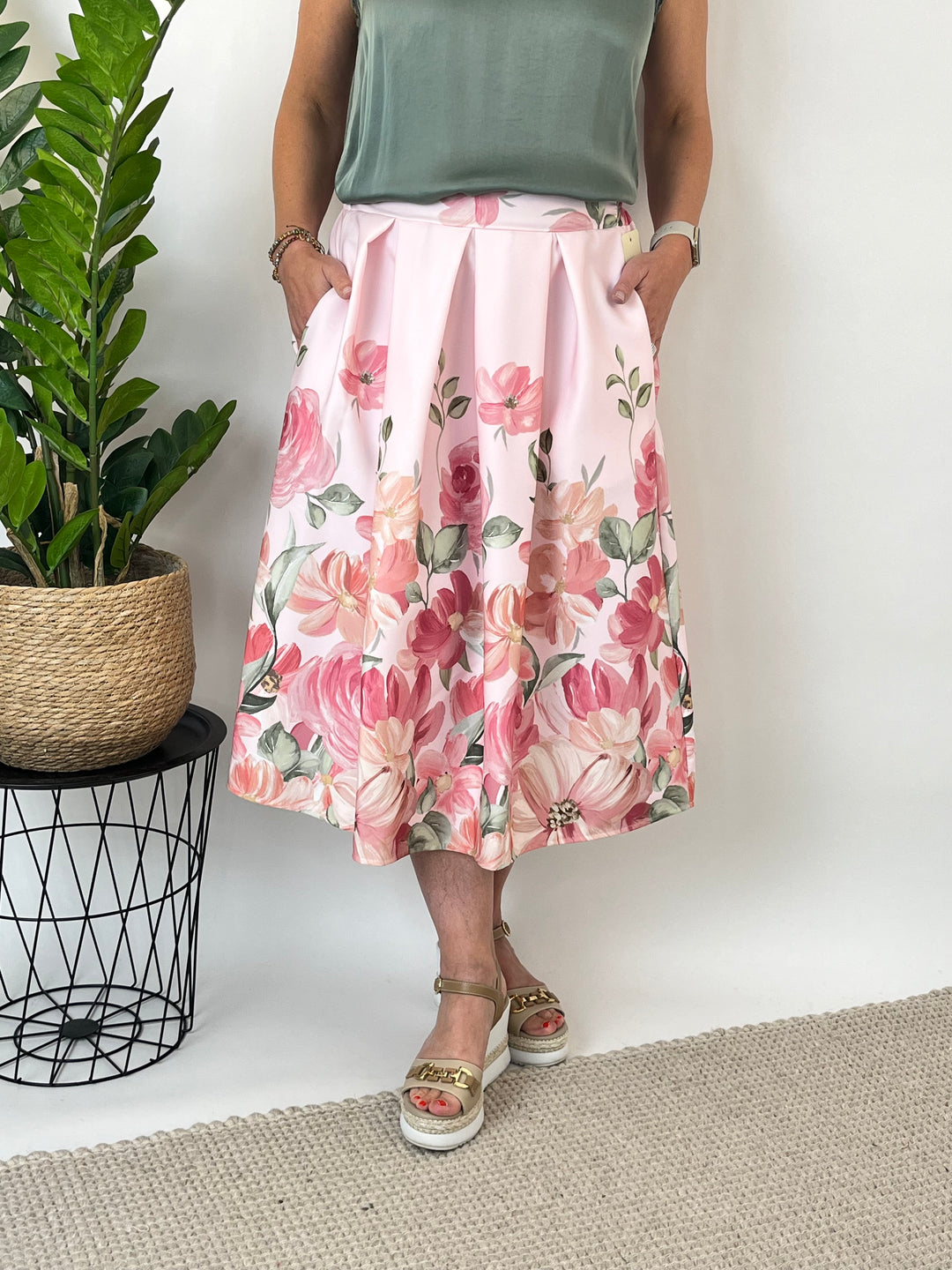 Midirock mit floralem Print, rosa von Bella Vita - Mode &amp; Lifestyle