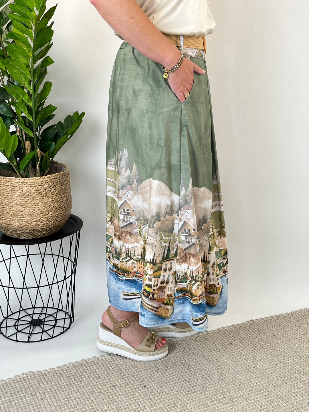 Rock mit Landschaftsprint, khaki-beige von Bella Vita - Mode &amp; Lifestyle