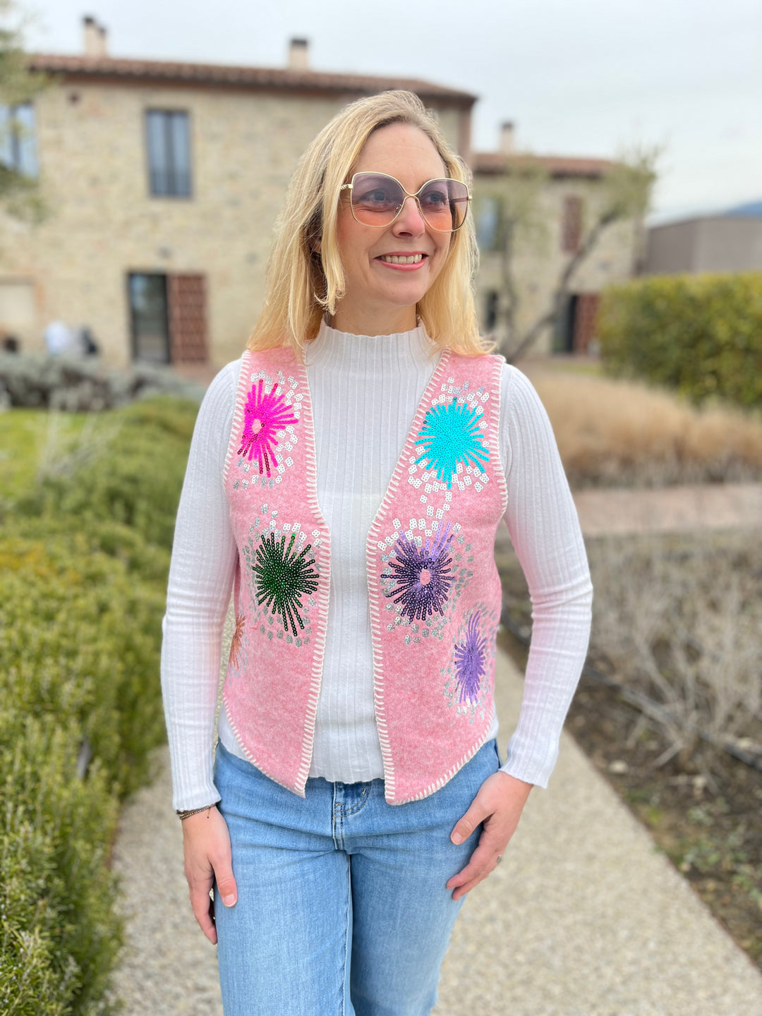Strickweste mit Pailletten, rosa von Bella Vita - Mode & Lifestyle